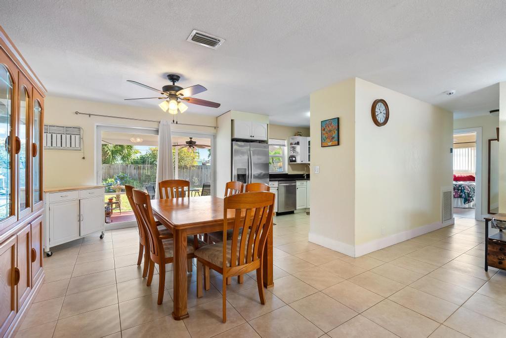 DEERFIELD BEACH ESTATES - Residential