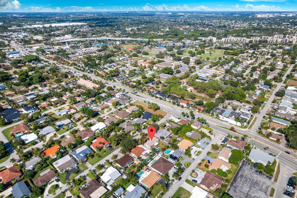 DEERFIELD BEACH ESTATES - Residential