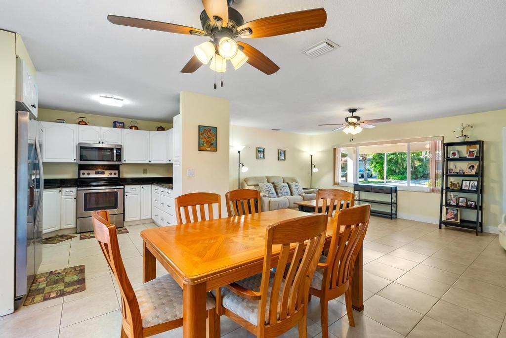 DEERFIELD BEACH ESTATES - Residential