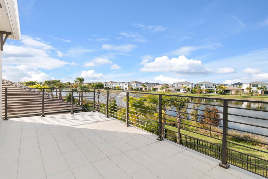 Photo of 12510 Solano Bay Circle, Palm Beach Gardens, FL 33412 (MLS # R11156543)