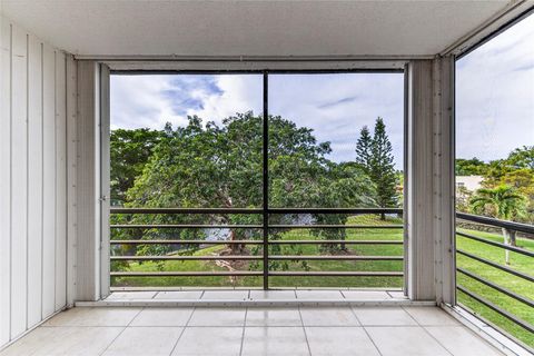 View photos, virtual tours, details... 112 Royal Park Dr 3D Oakland Park FL 33309