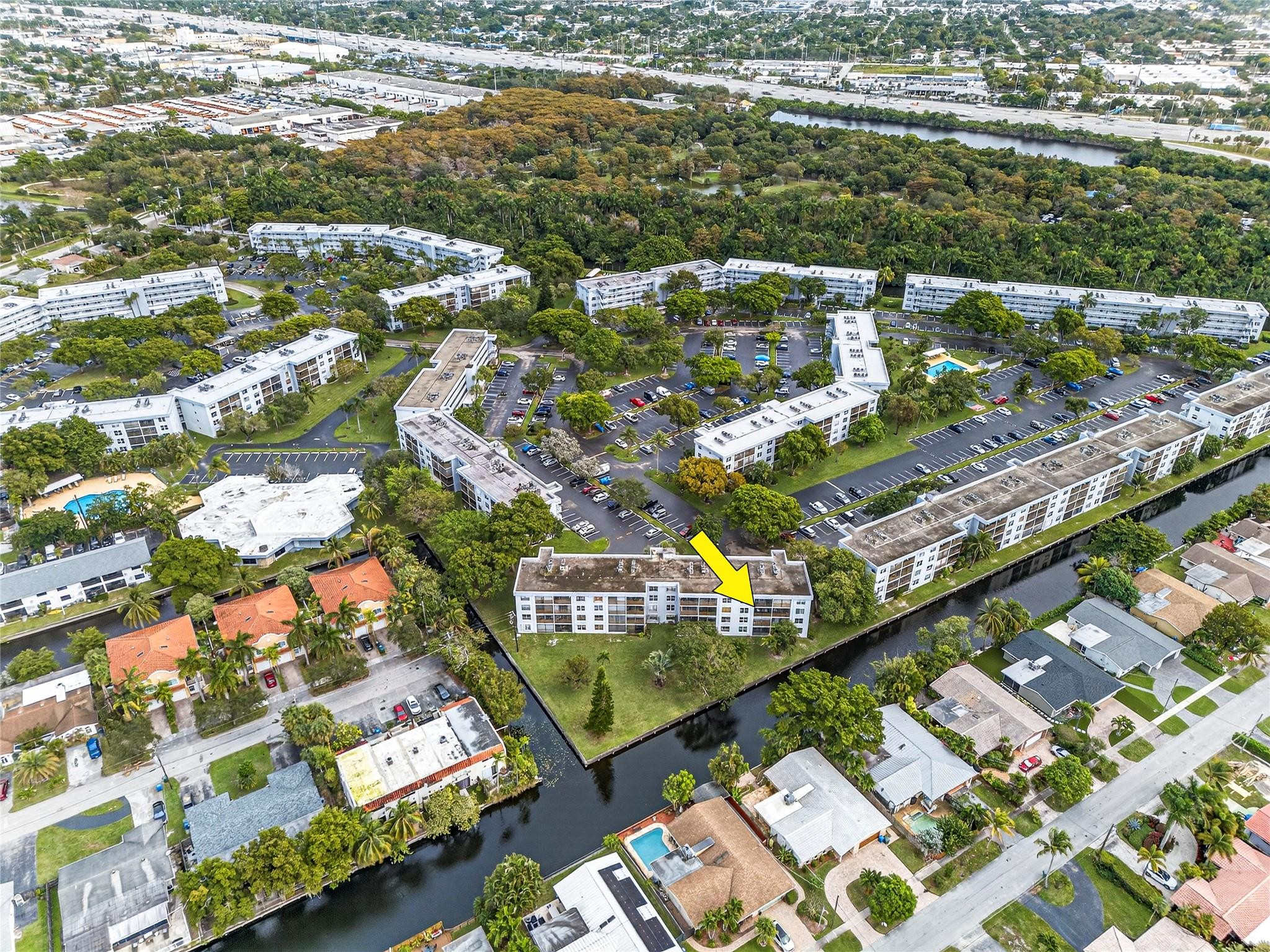 Royal Park Condominium - Residential