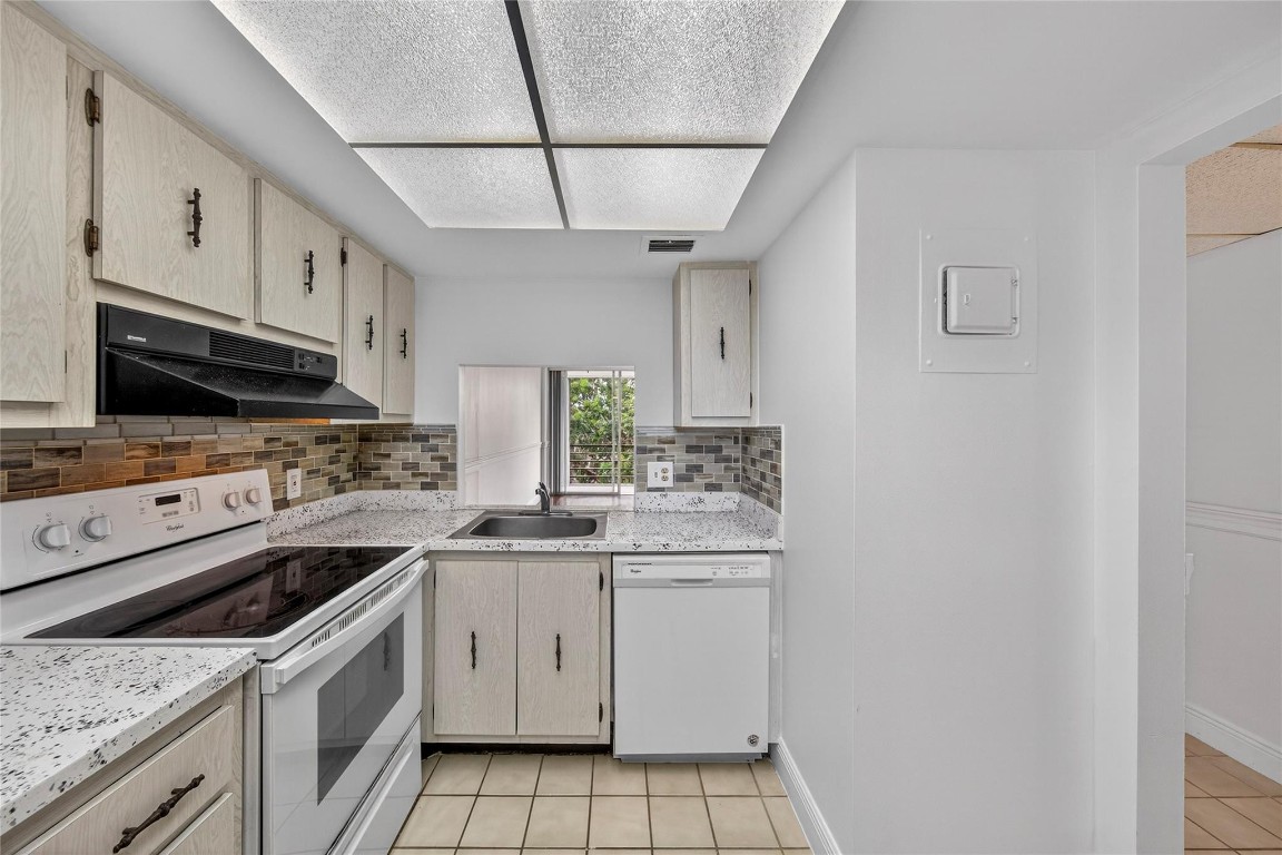 Royal Park Condominium - Residential