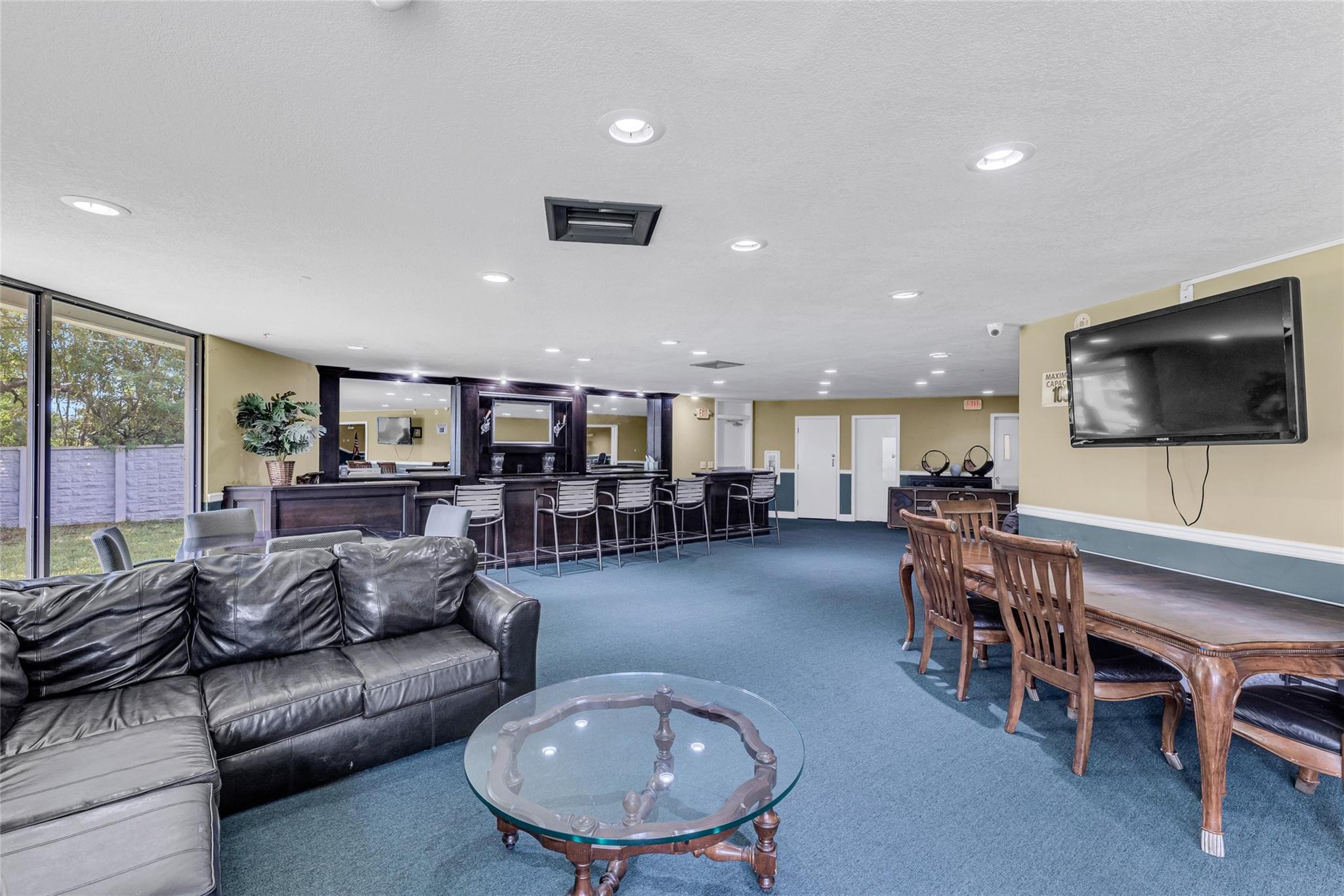 Royal Park Condominium - Residential