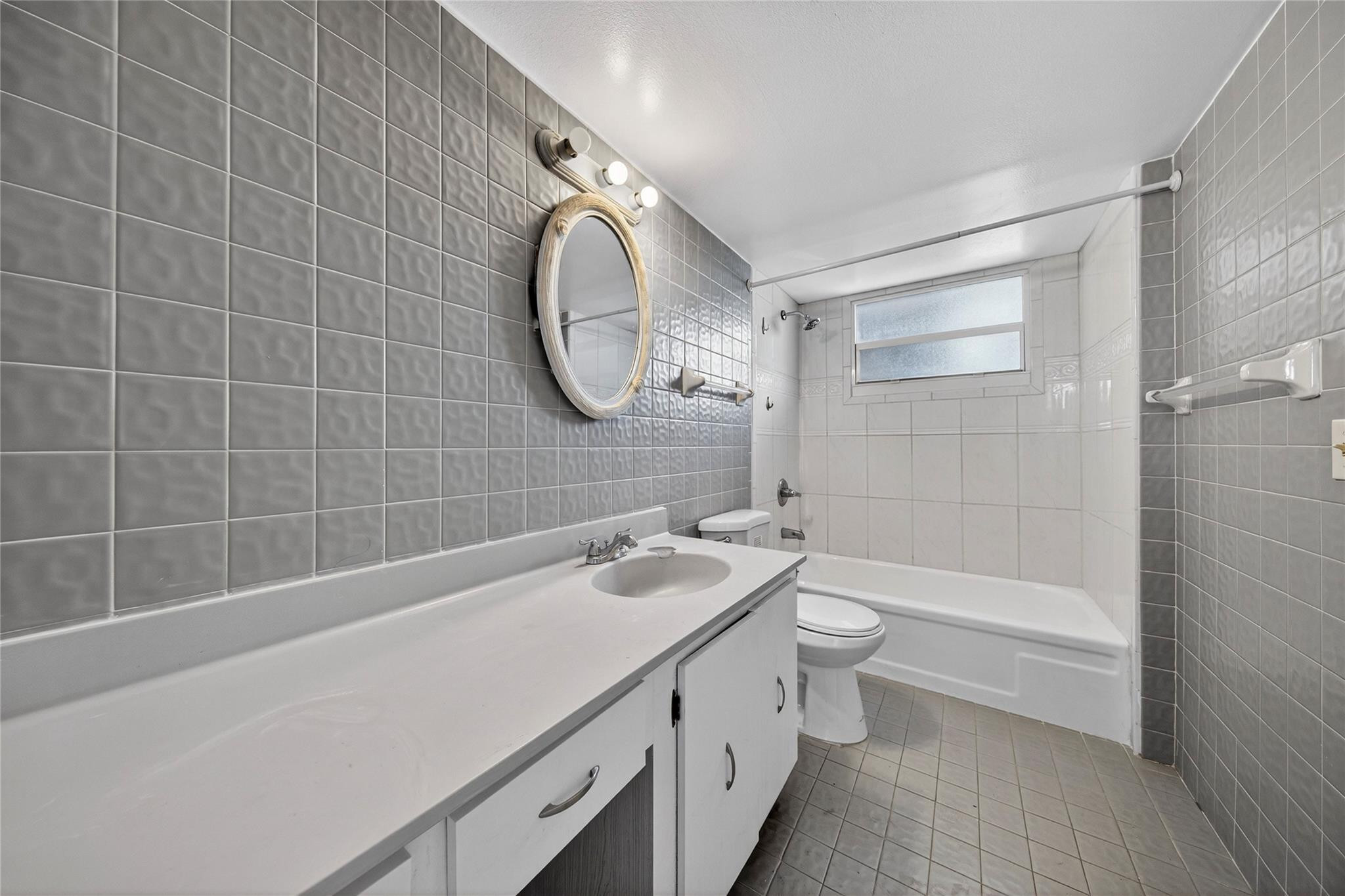 Royal Park Condominium - Residential