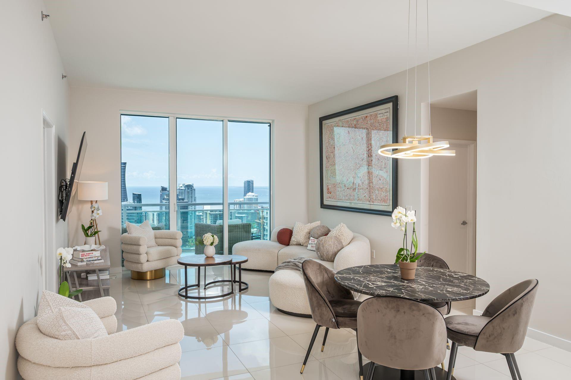 950 Brickell Bay Dr 5205