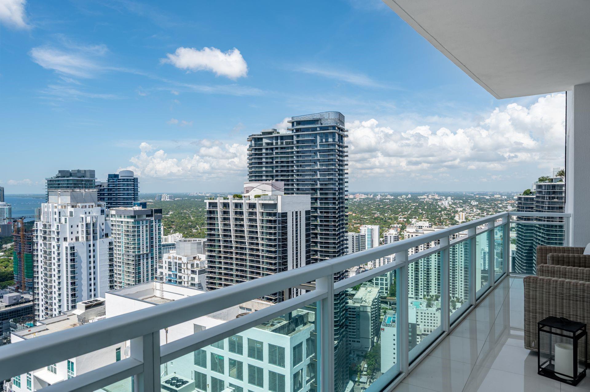 950 Brickell Bay Dr 5205