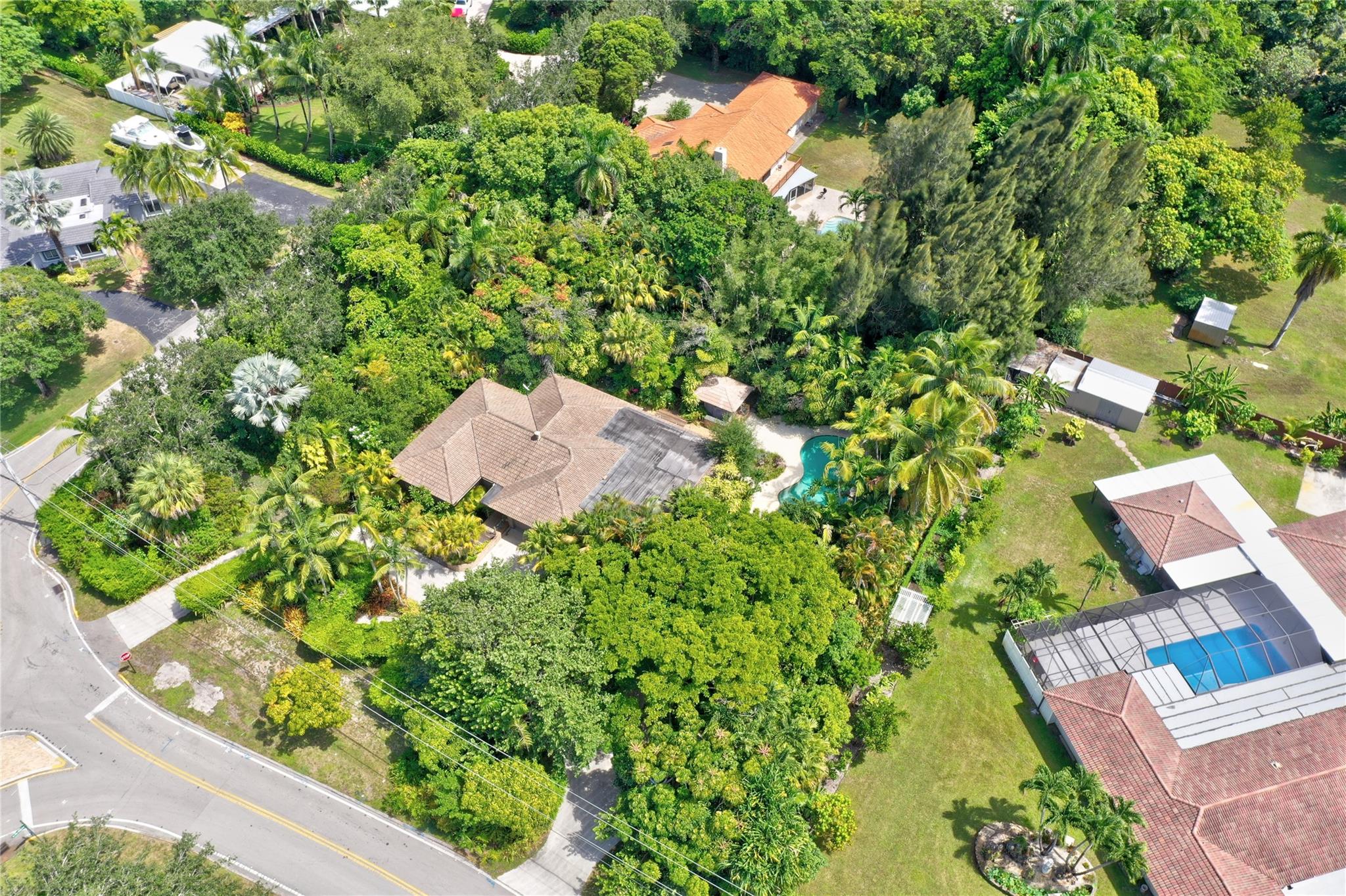 5900 Cypress Rd