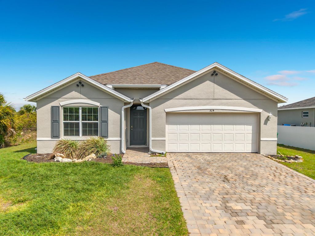 Photo of 524 W Glendale Avenue, Labelle, FL 33935 (MLS # B26011518)