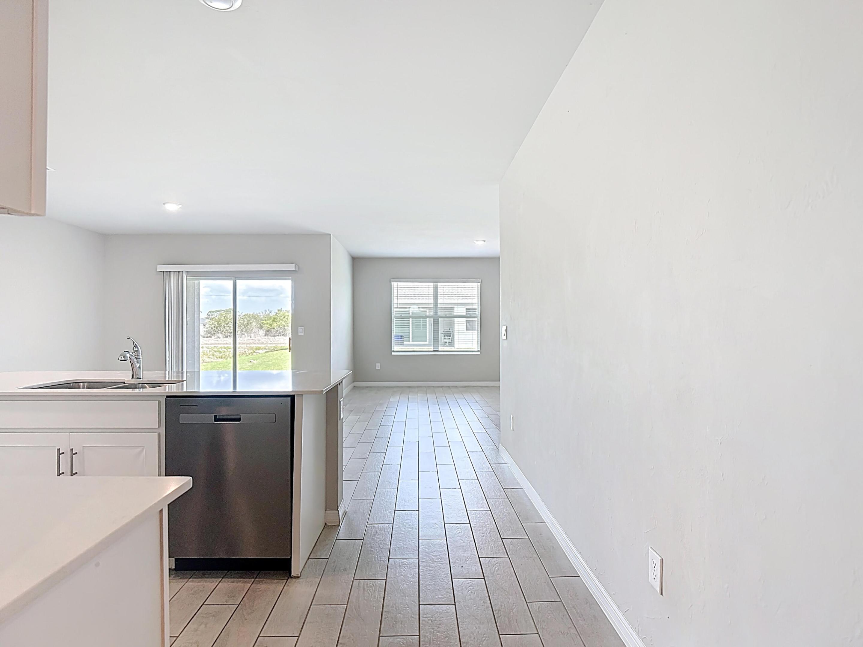 PORT LABELLE UNIT 12 - Residential