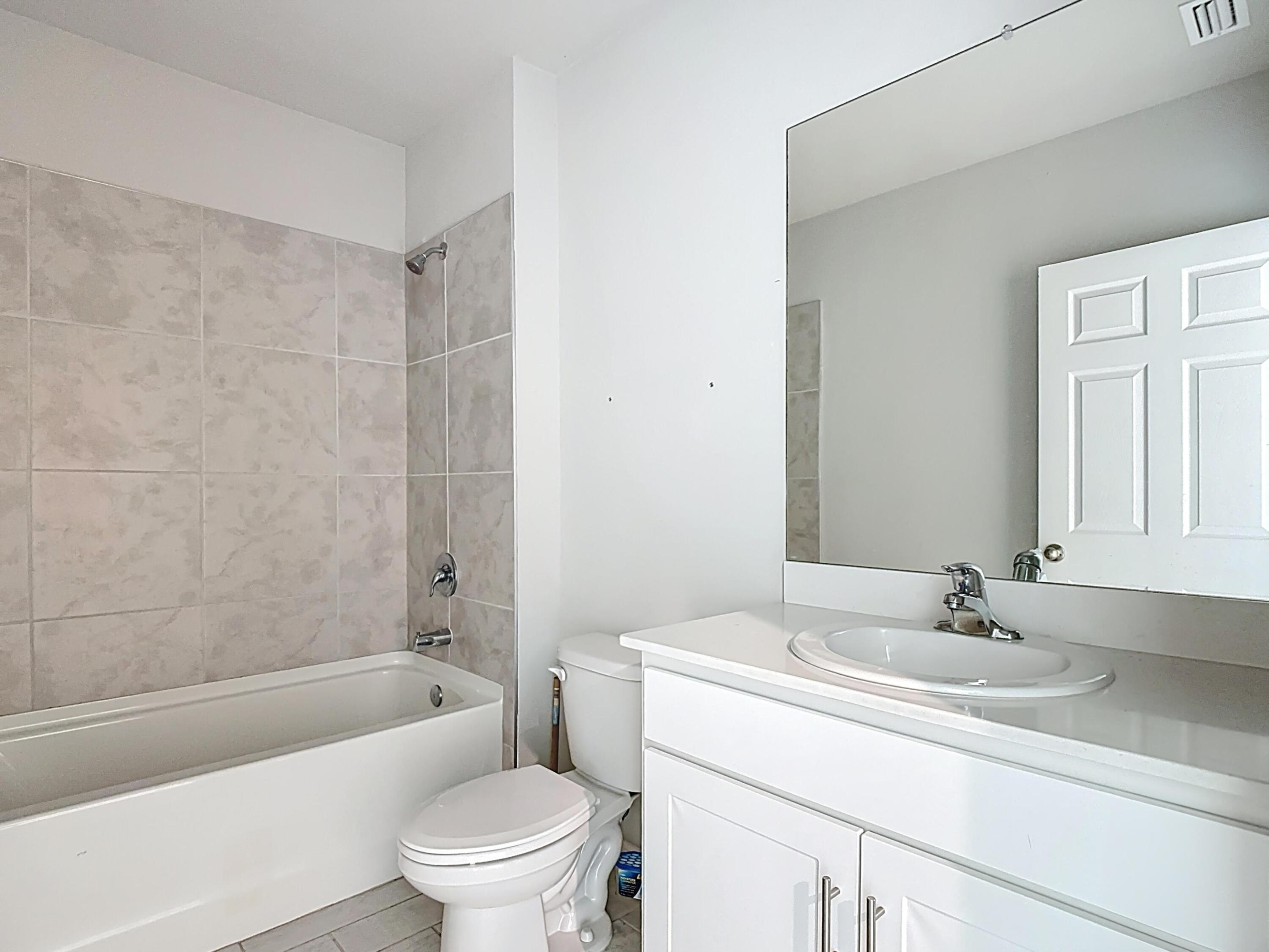 PORT LABELLE UNIT 12 - Residential
