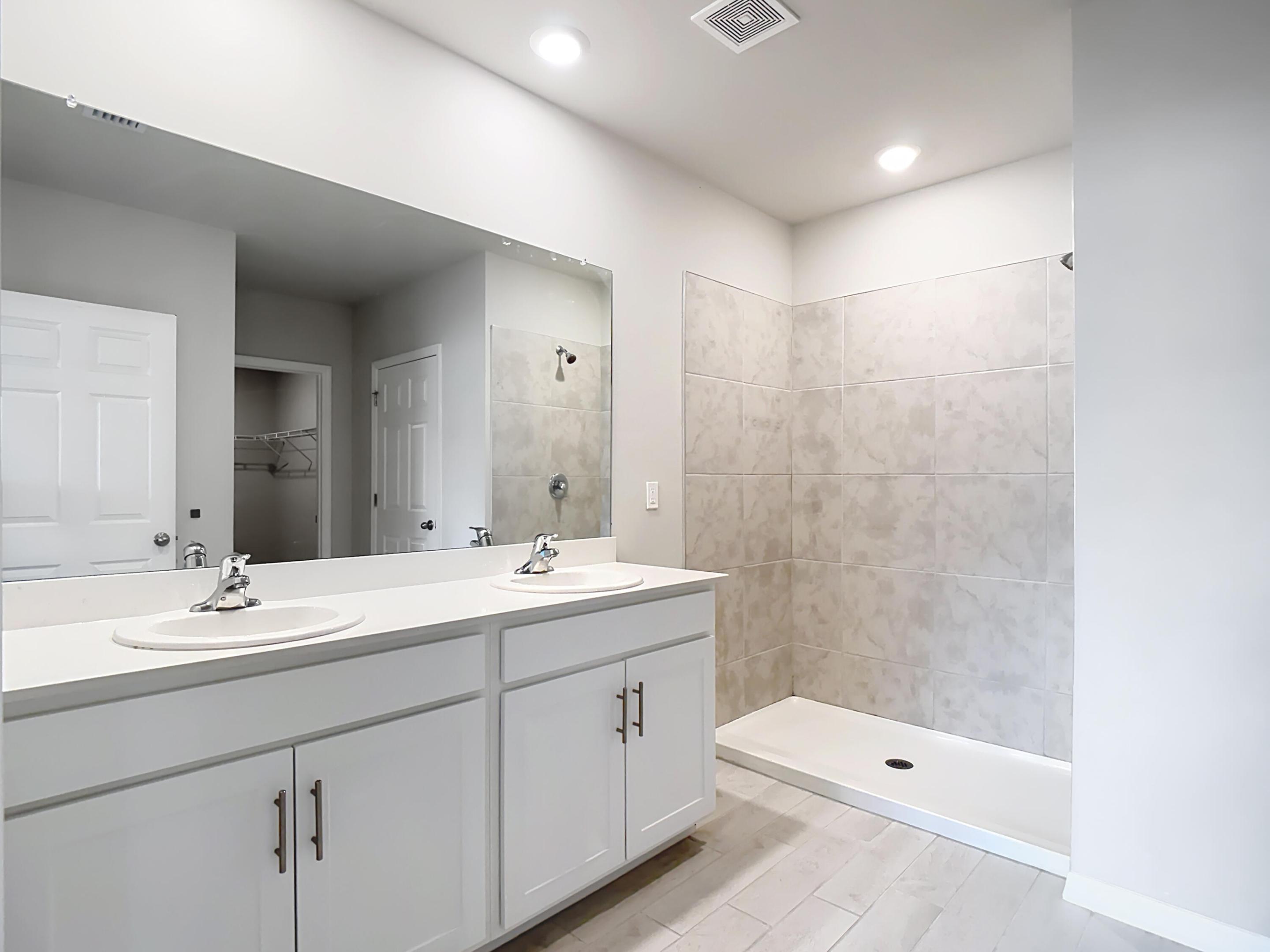 PORT LABELLE UNIT 12 - Residential
