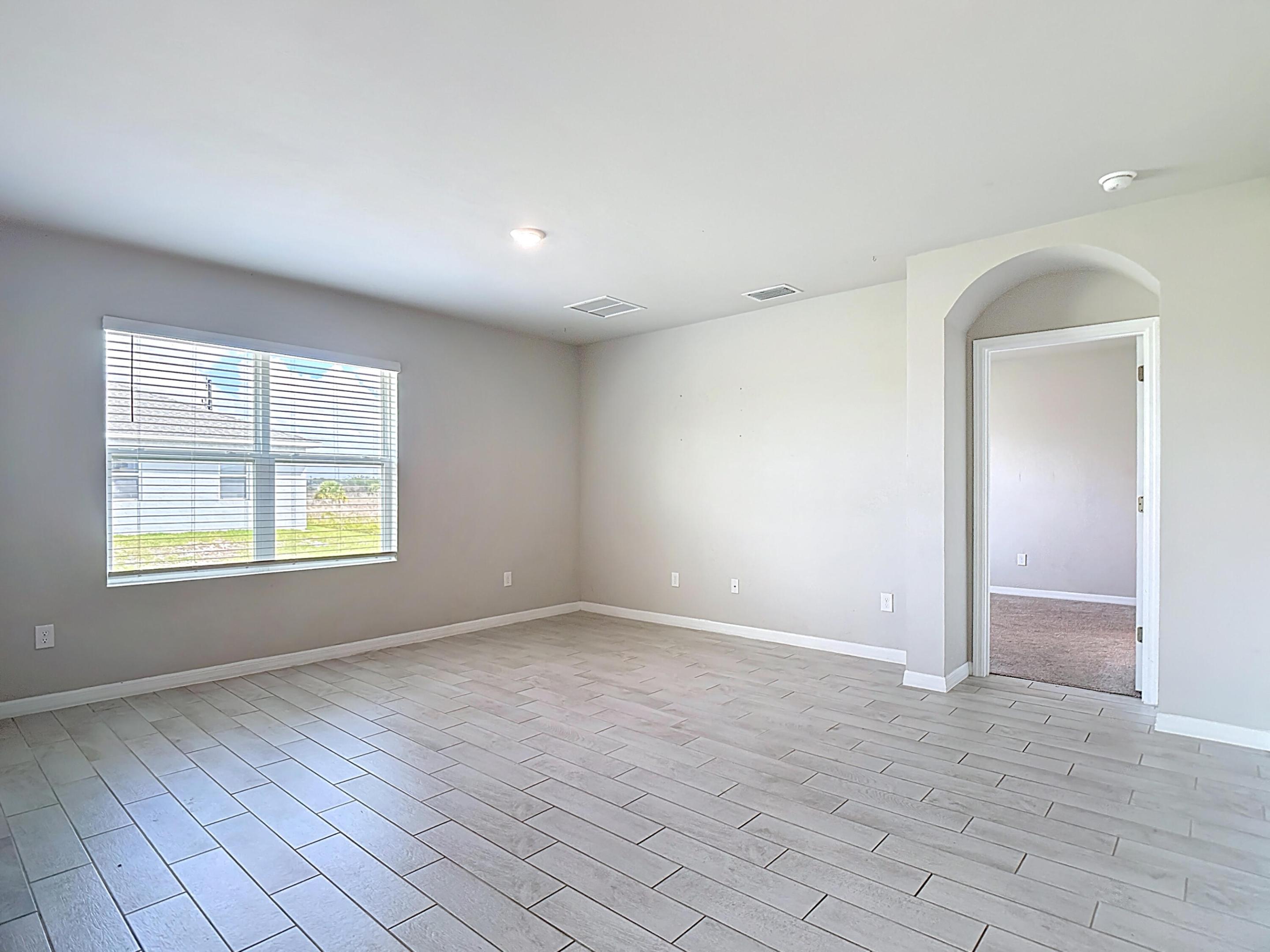 PORT LABELLE UNIT 12 - Residential