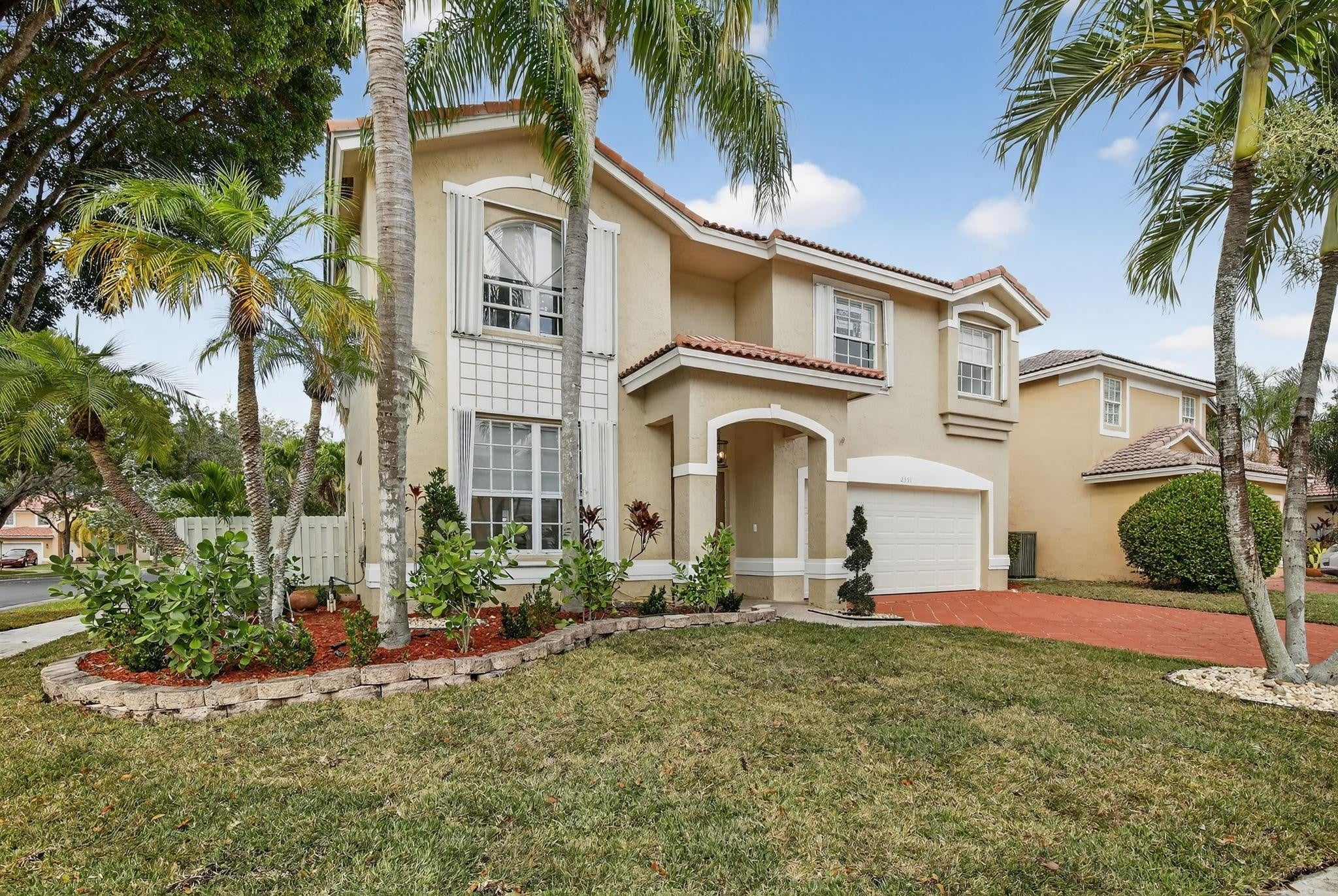 2351 NW 138th Drive, Sunrise FL 33323