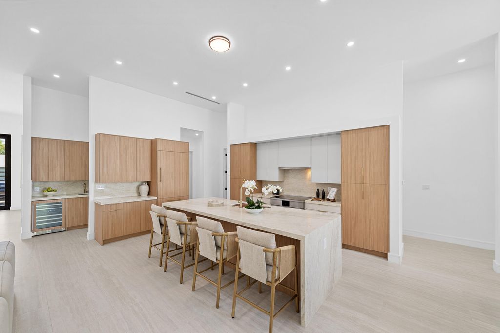 Photo of 801 SE 6th Court, Fort Lauderdale, FL 33301 (MLS # B26003426)