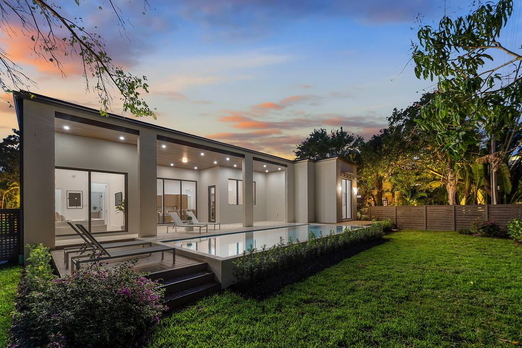 Photo of 801 SE 6th Court, Fort Lauderdale, FL 33301 (MLS # B26003426)