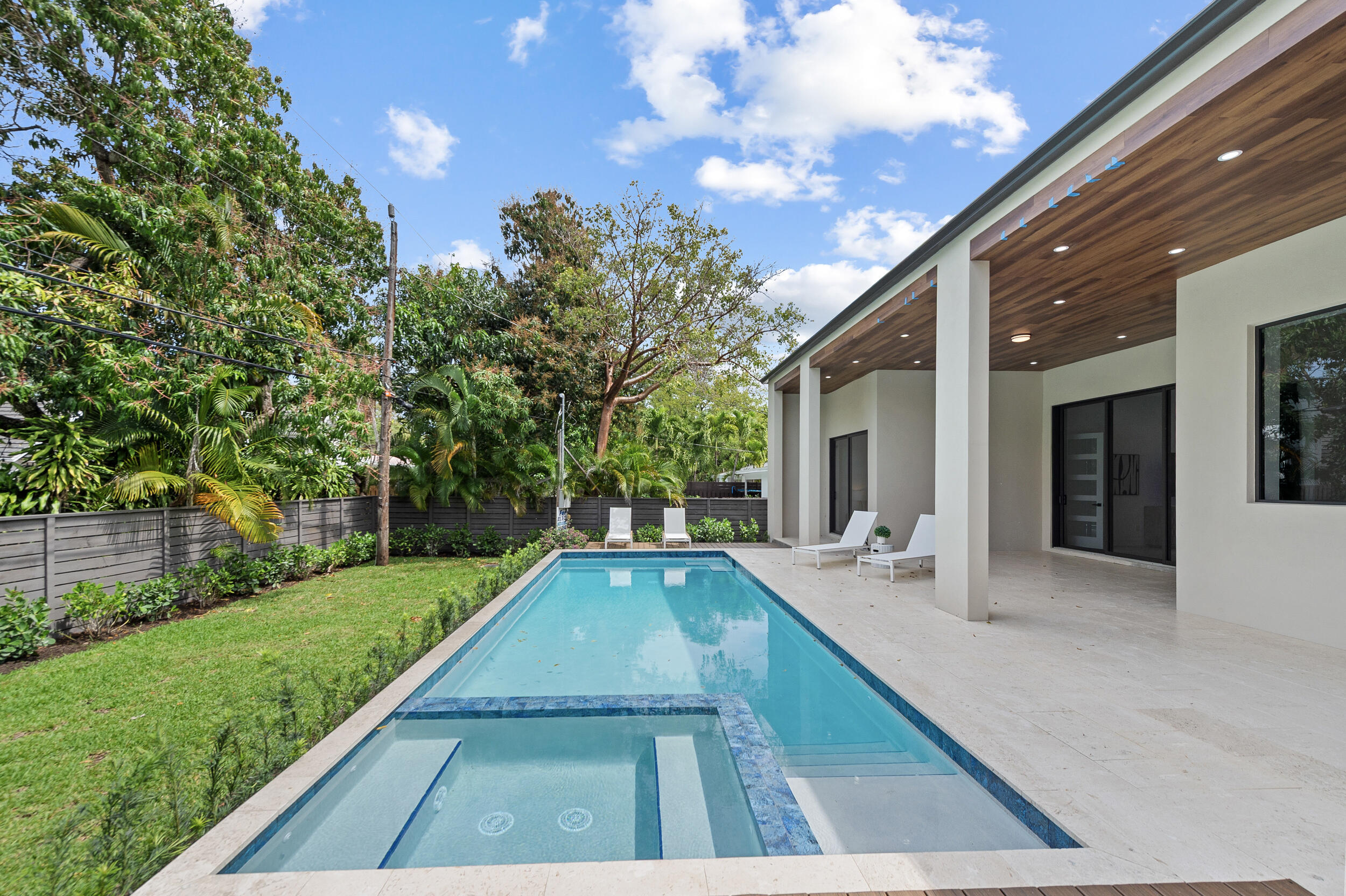 Rio Vista - Residential