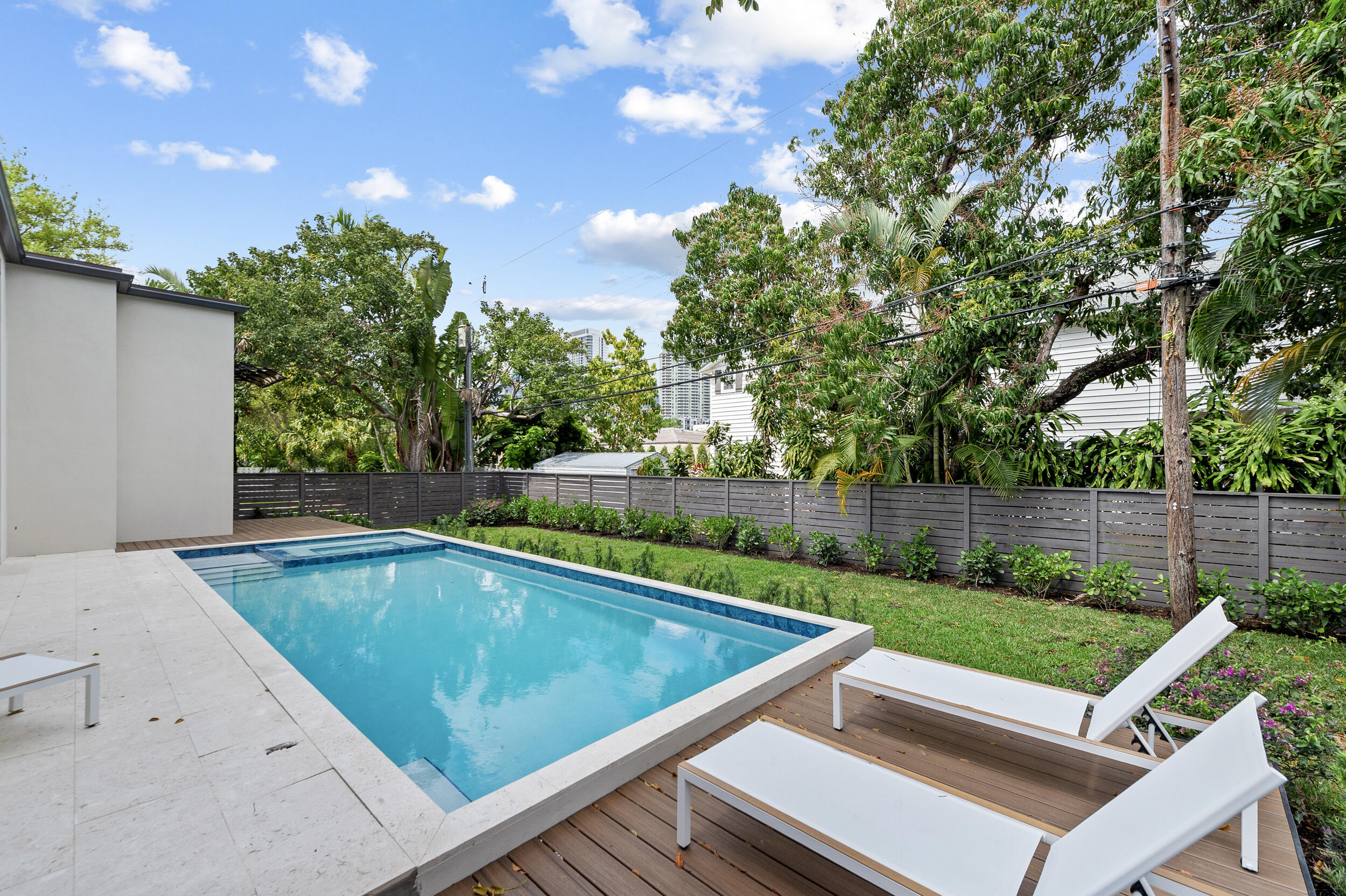 Rio Vista - Residential