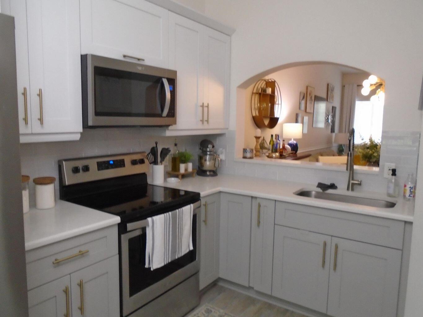 COVE AT BRIAR BAY CONDO - Residential Lease