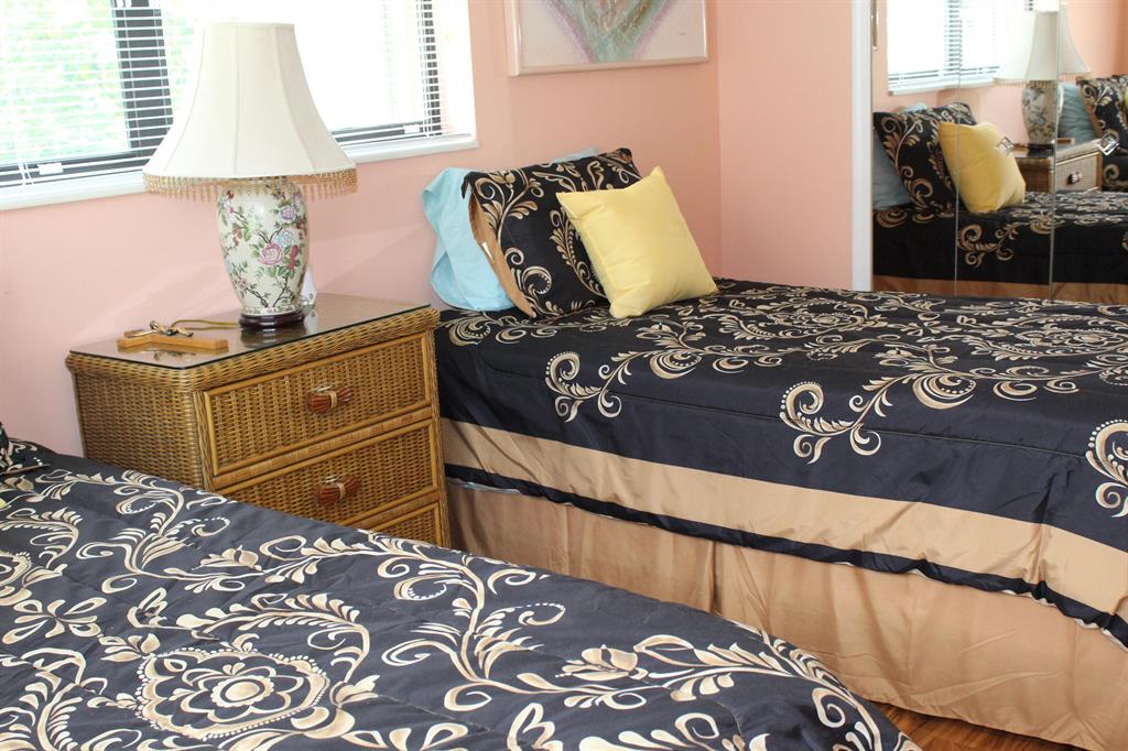 BENT TREE VILLAS EAST CONDO - Residential