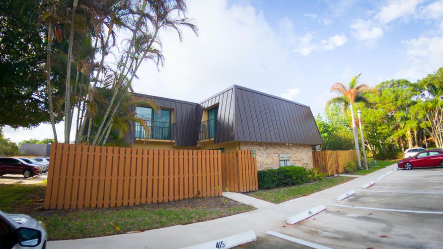 Welcome to Emerald Lakes in Stuart, a gated community offering convenience and a relaxed Florida lifestyle. This 2-bedroom, 2.5-bath townhome in Stuart features 1,288 square feet of living space, including a recently updated kitchen with a fresh, modern feel.  The layout offers a bright interior with an open living area and a private courtyard, ideal for outdoor dining, entertaining, or enjoying Florida living year-round. The home also includes a balcony, providing additional outdoor space.  Emerald Lakes residents enjoy community amenities including a pool and tennis courts, with HOA dues covering cable, common area maintenance, and recreational facilities.  Conveniently located near shopping, dining, major roadways, and just a short drive to Hobe Sound Beach.