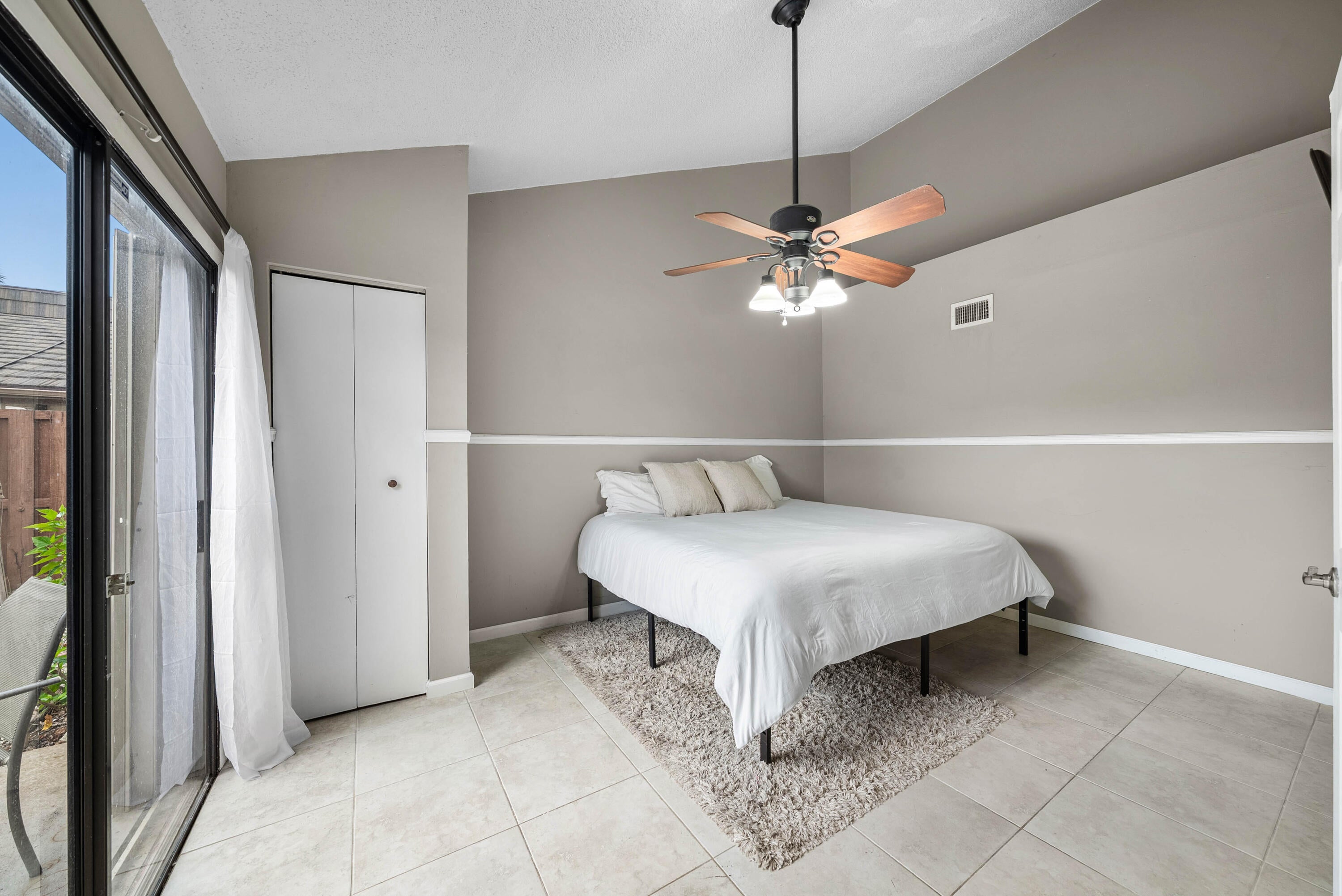 4012 Palm Bay Circle