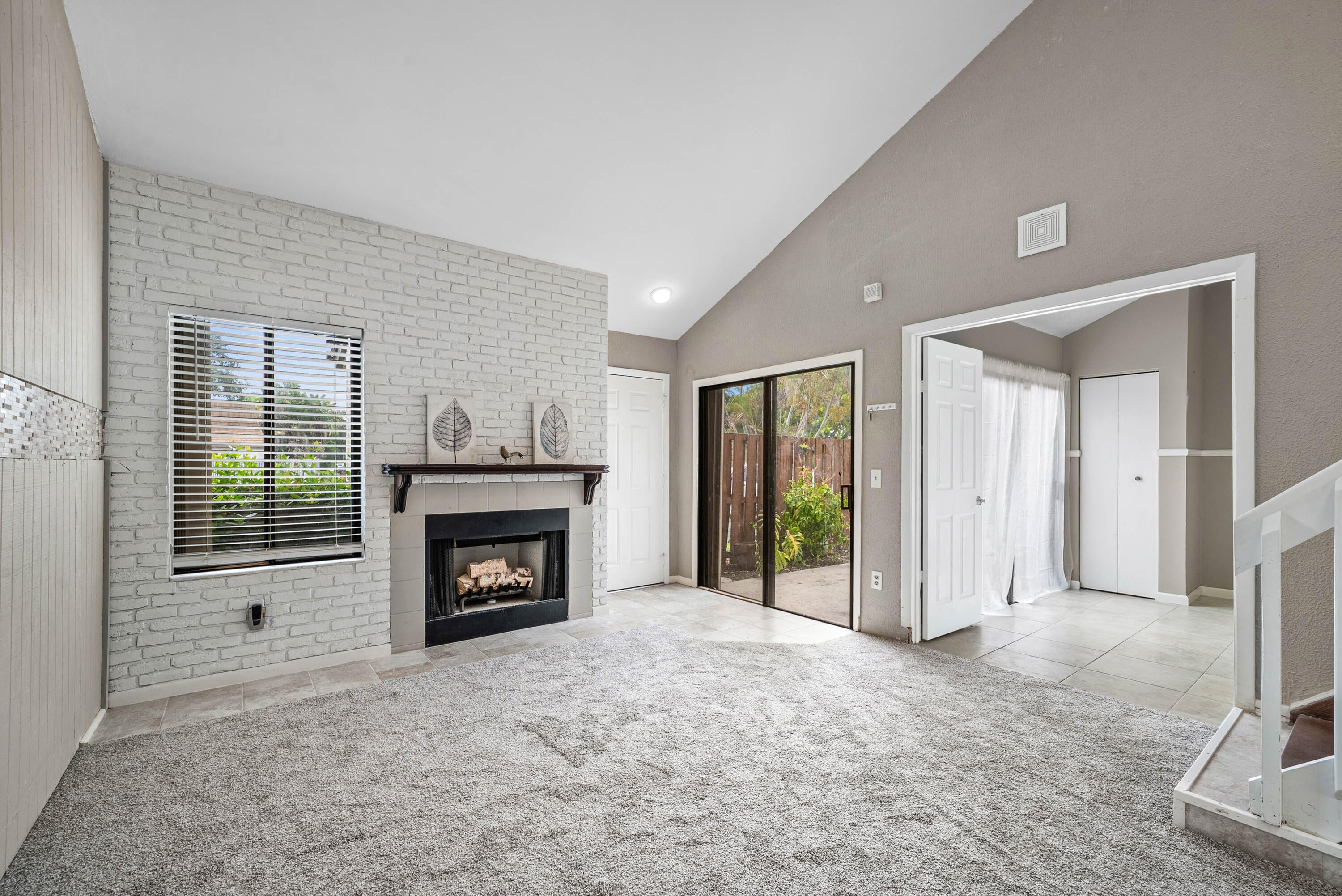 4012 Palm Bay Circle