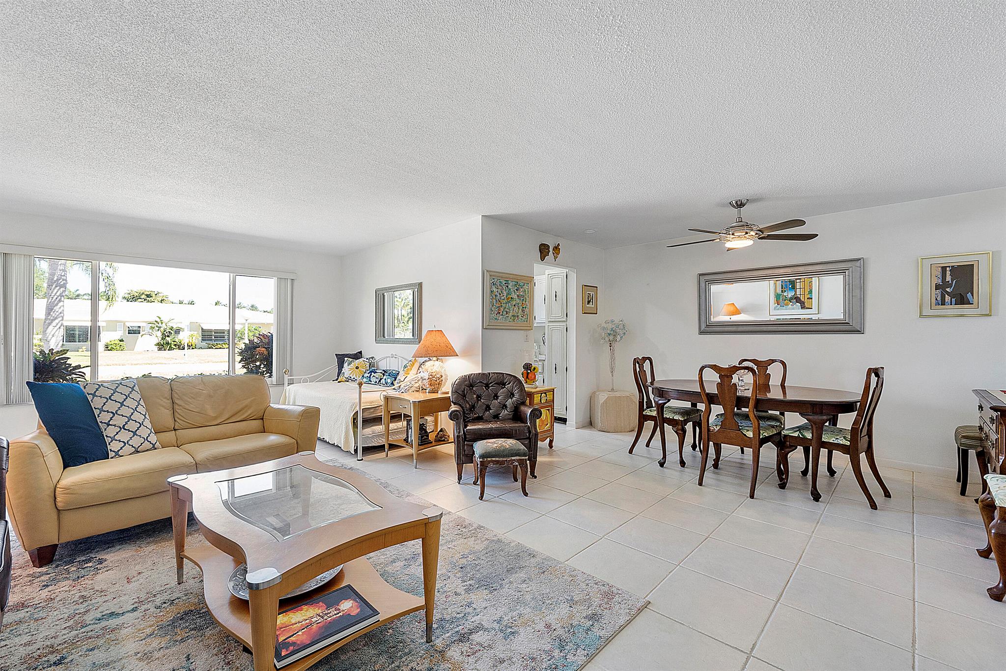232 High Point Ct W C