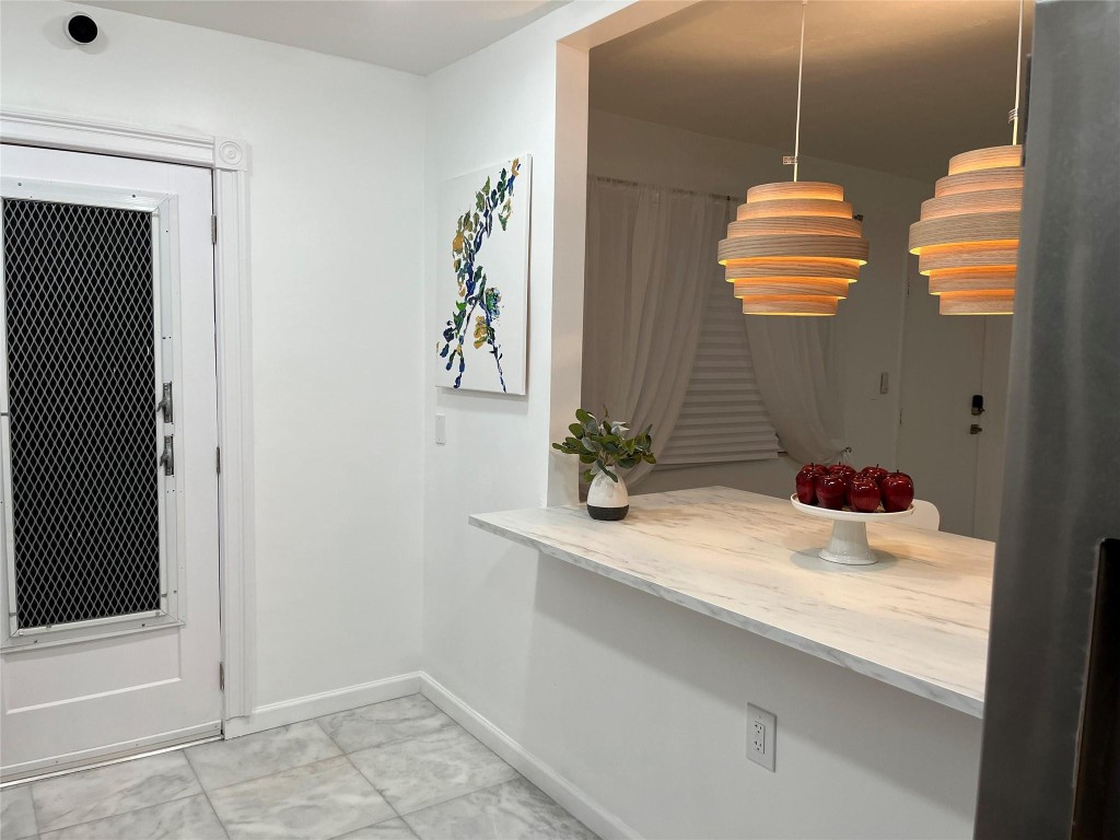 LONGWOOD HOUSE CONDOMINIU - Residential