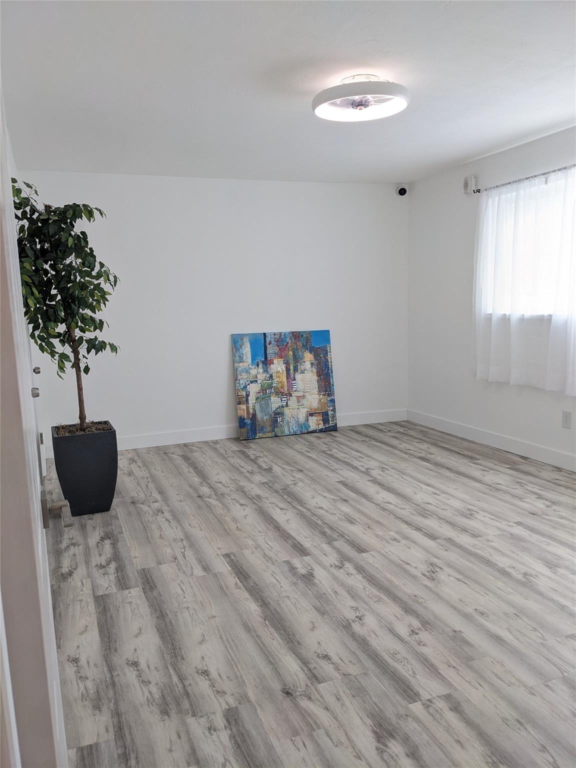 LONGWOOD HOUSE CONDOMINIU - Residential