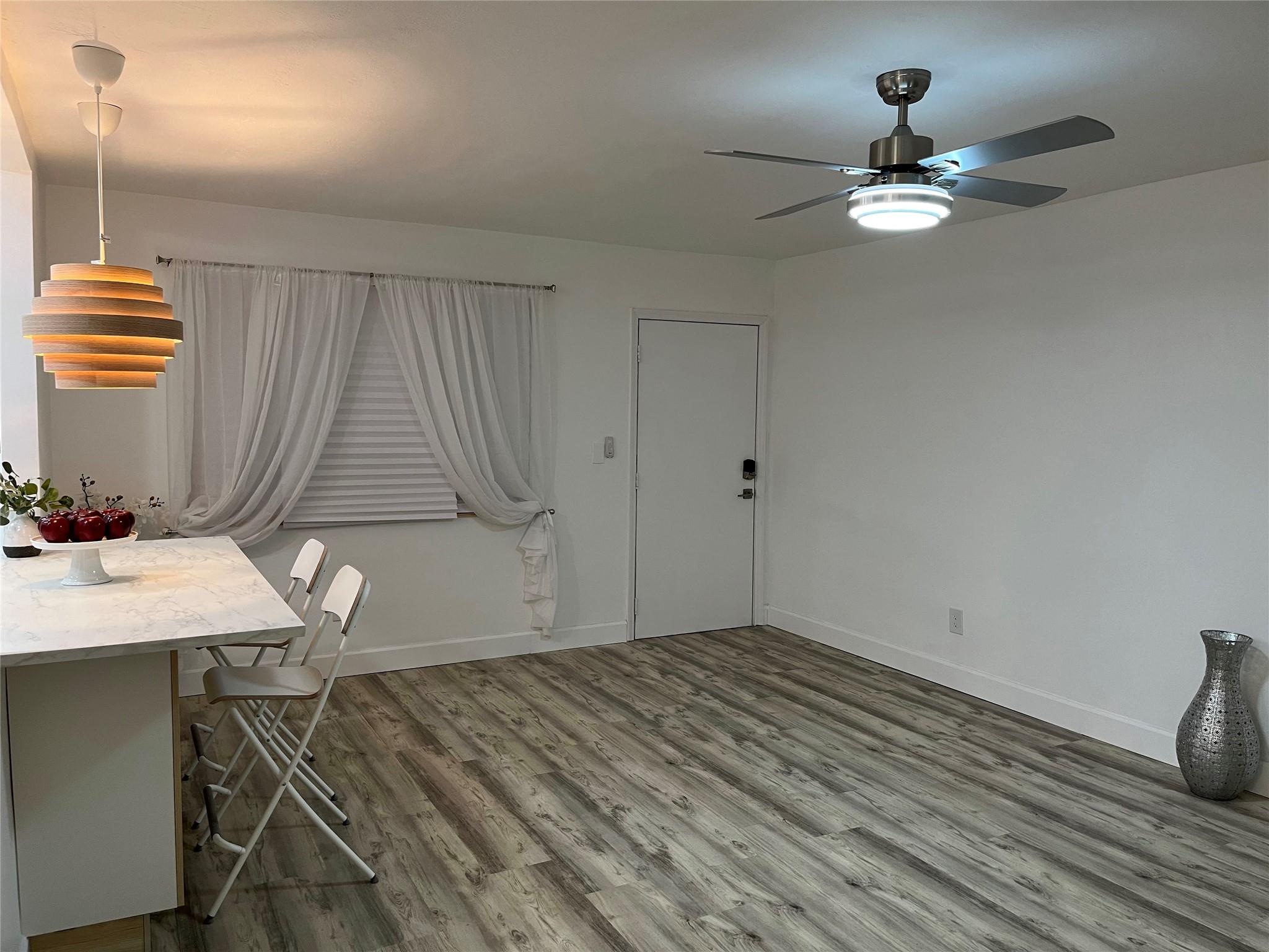 LONGWOOD HOUSE CONDOMINIU - Residential