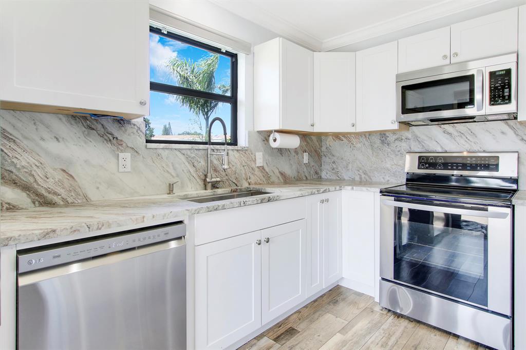 SIMS CREEK PH II - Residential