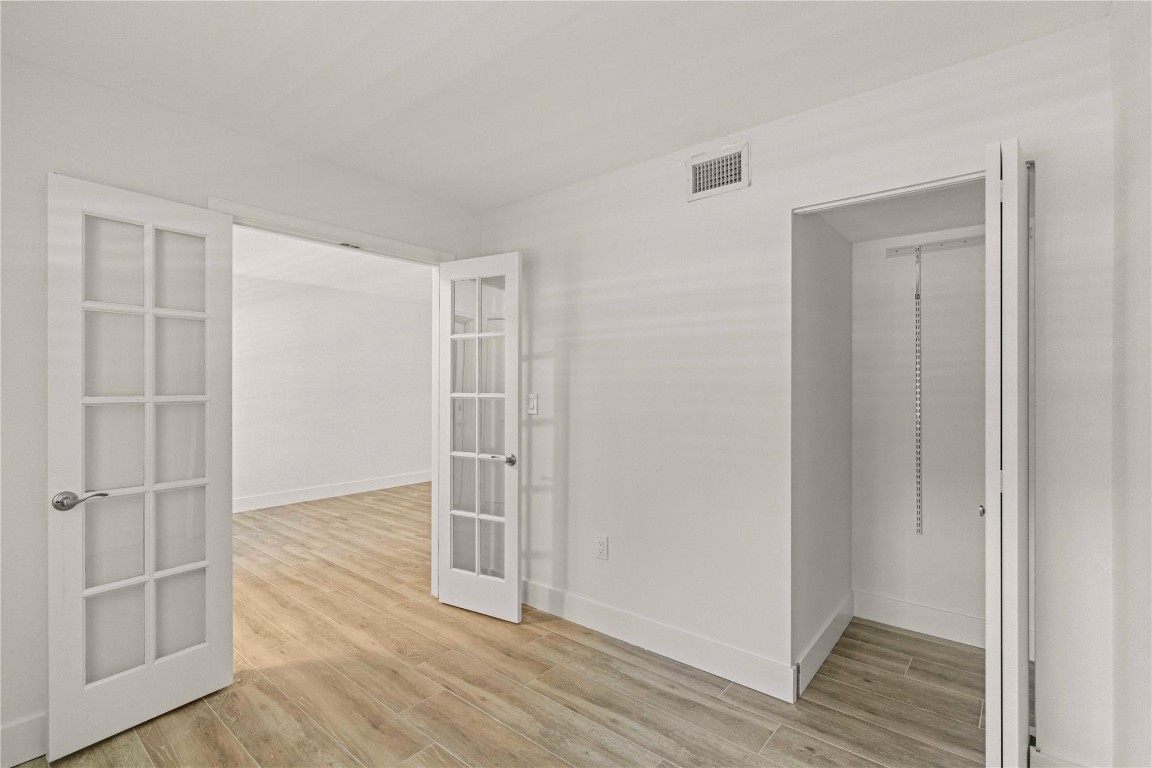 Flamingo Gardens - Residential