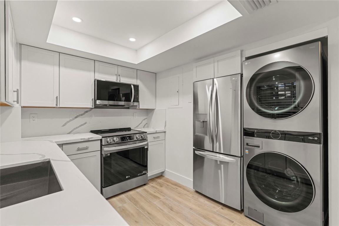 Flamingo Gardens - Residential