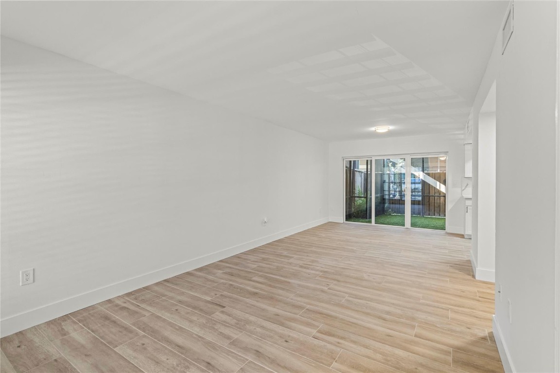 Flamingo Gardens - Residential