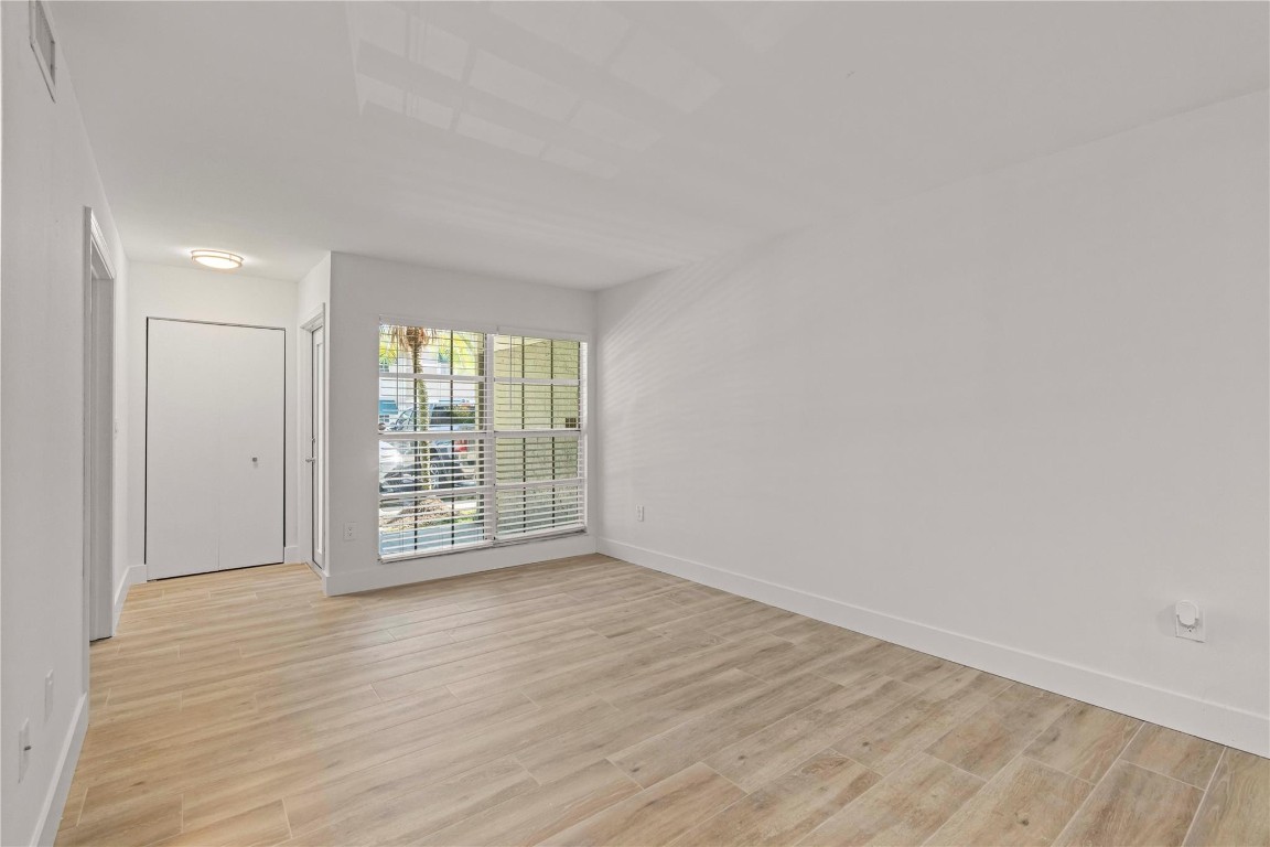 Flamingo Gardens - Residential