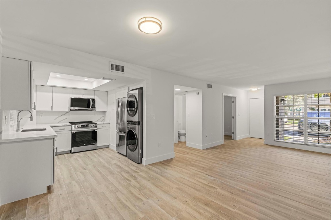 Flamingo Gardens - Residential