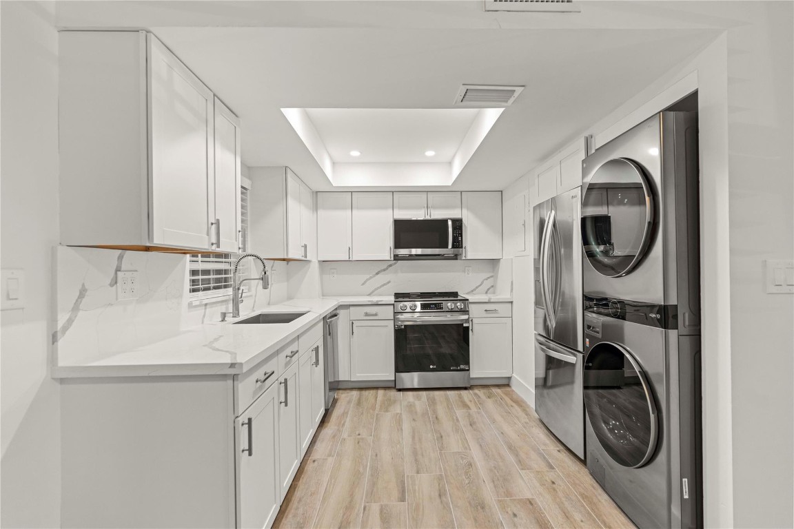 Flamingo Gardens - Residential