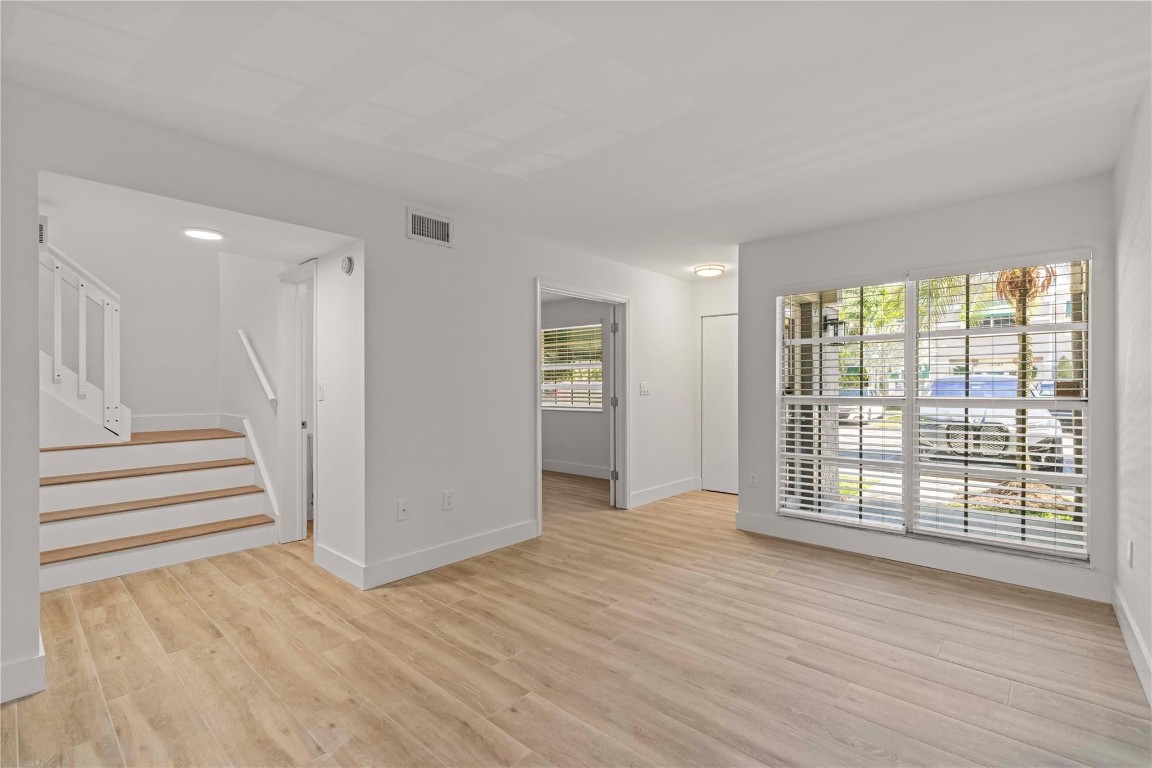 Flamingo Gardens - Residential