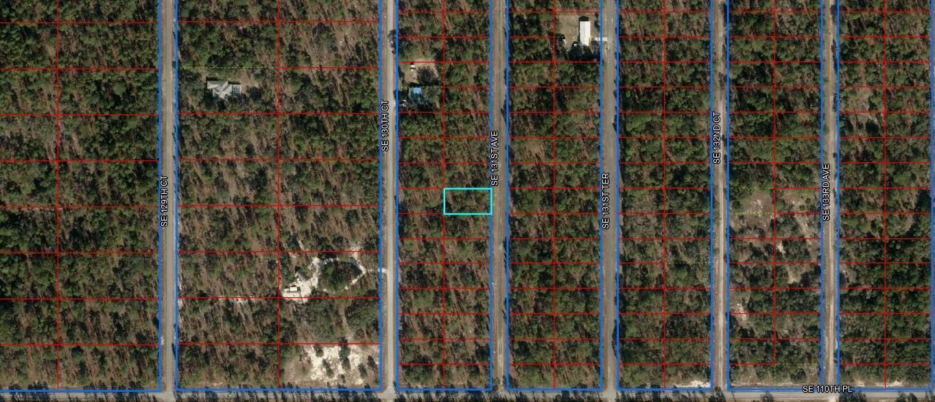 NICE VACANT LOT IN RAINBOW LAKES ESTATES, NOT A FLOOD ZONE, NO HOA, OTHER HOMES IN THE AREA, CLOSE TO SHOPPING AREA AND RESTAURANT AREA.