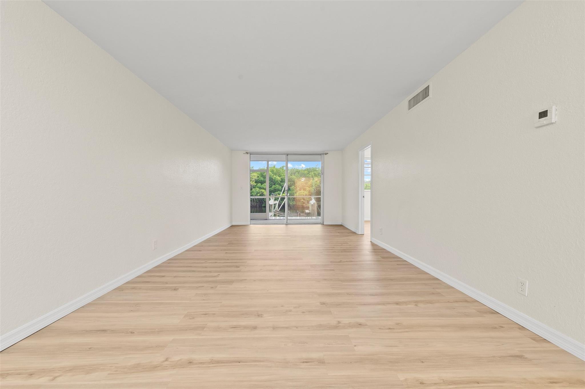 HARBOUR HALL INLET CLUB C - Residential