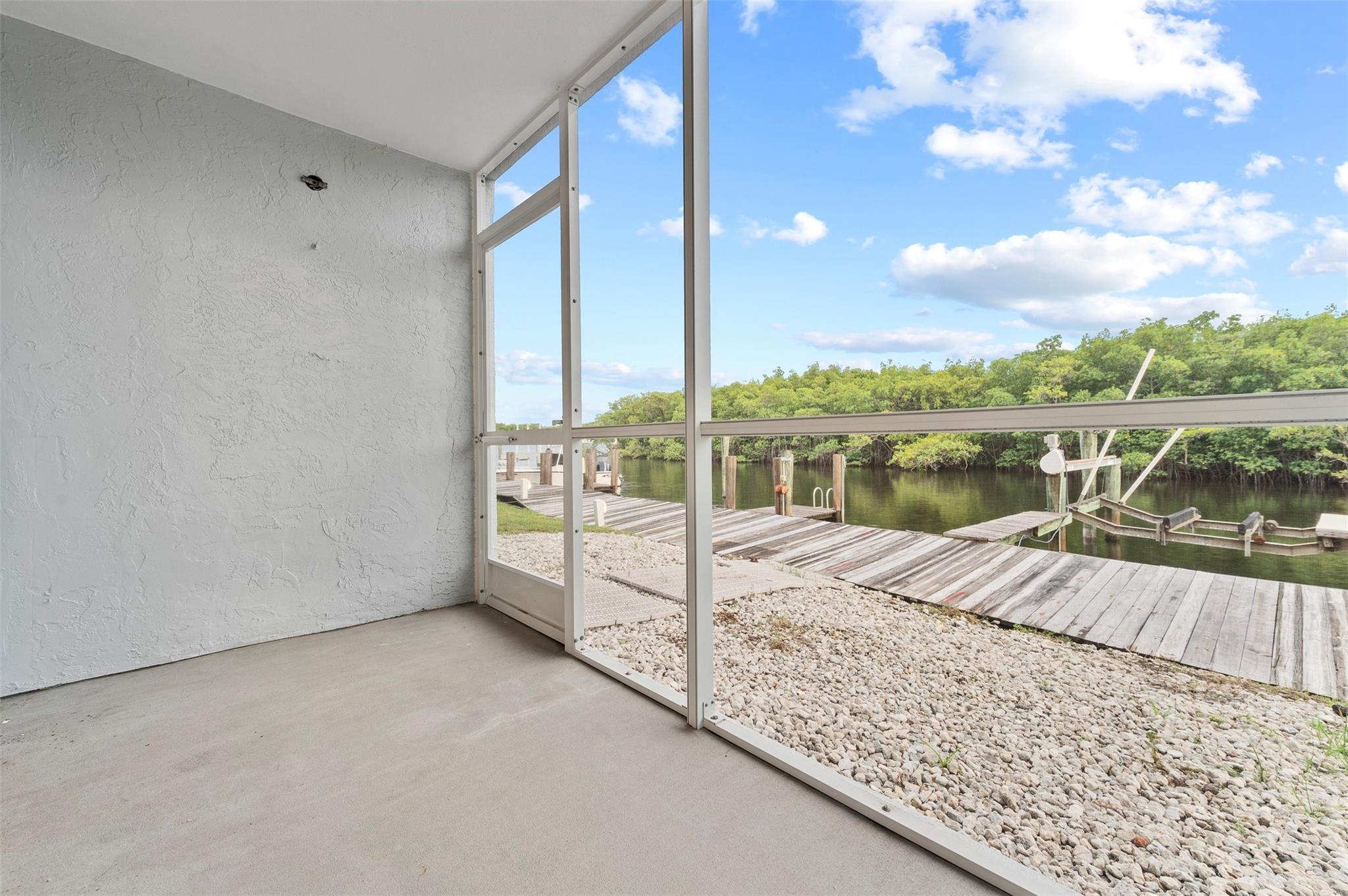 HARBOUR HALL INLET CLUB C - Residential