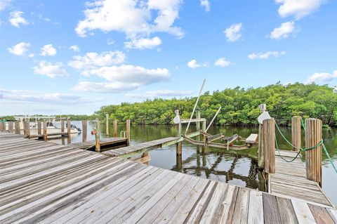 689 NE 6th Court 1090 Boynton Beach FL 33435