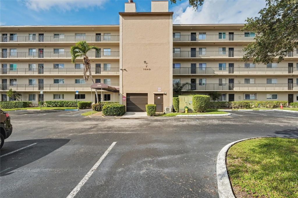 Photo of 7840 NW 50th Street #504, Lauderhill, FL 33351 (MLS # F10541229)
