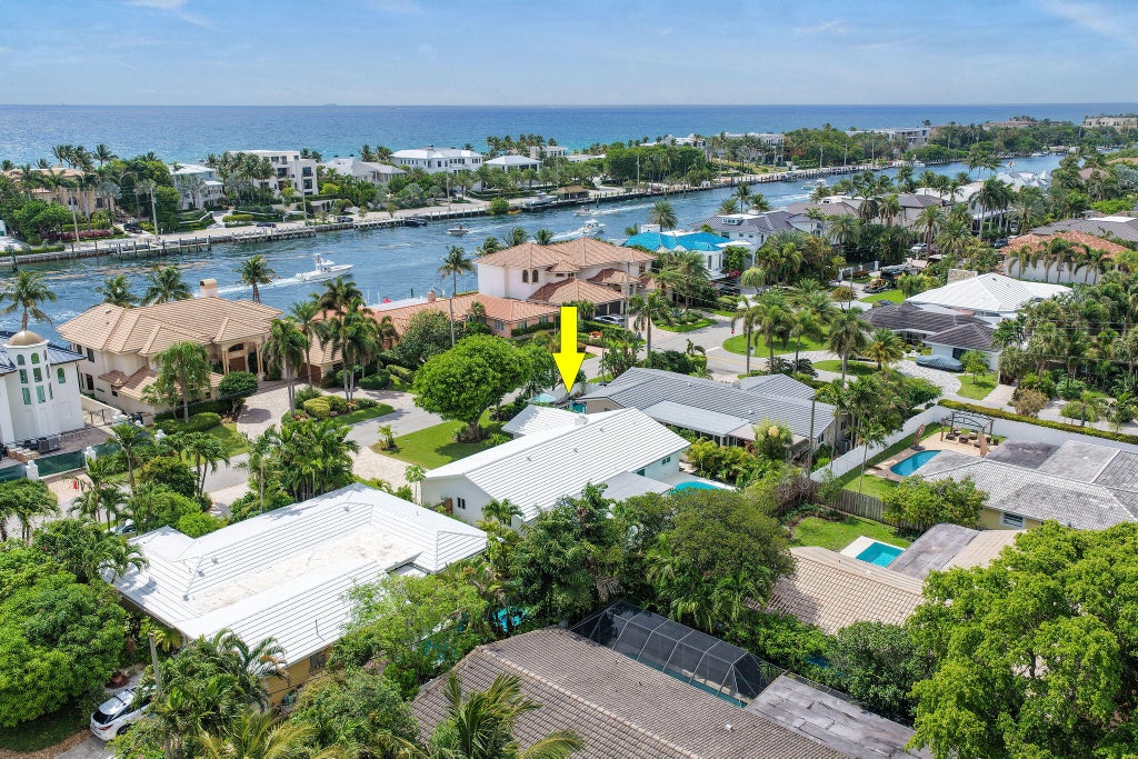 Photo of 3315 NE 31st Avenue, Lighthouse Point, FL 33064 (MLS # B26038123)