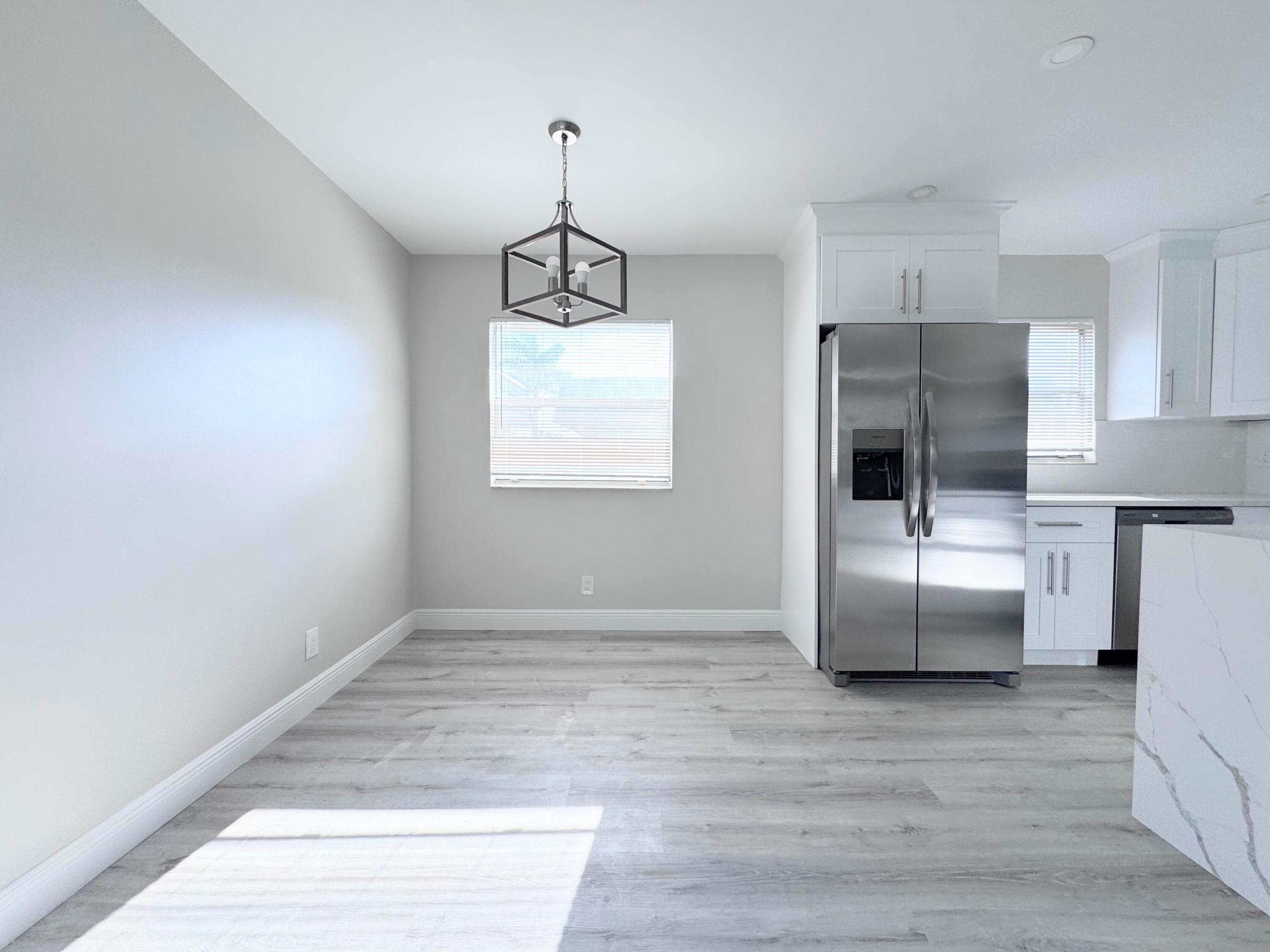 KINGS POINT FLANDERS CONDOS - Residential