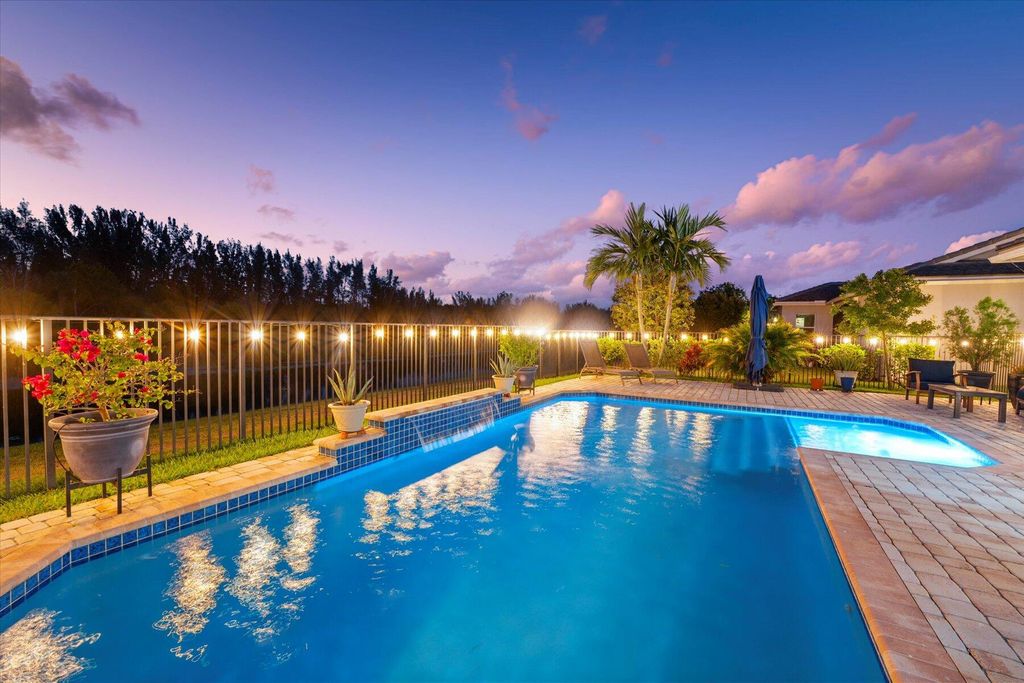 Photo of 16129 Whippoorwill Circle, Westlake, FL 33470 (MLS # R10989527)