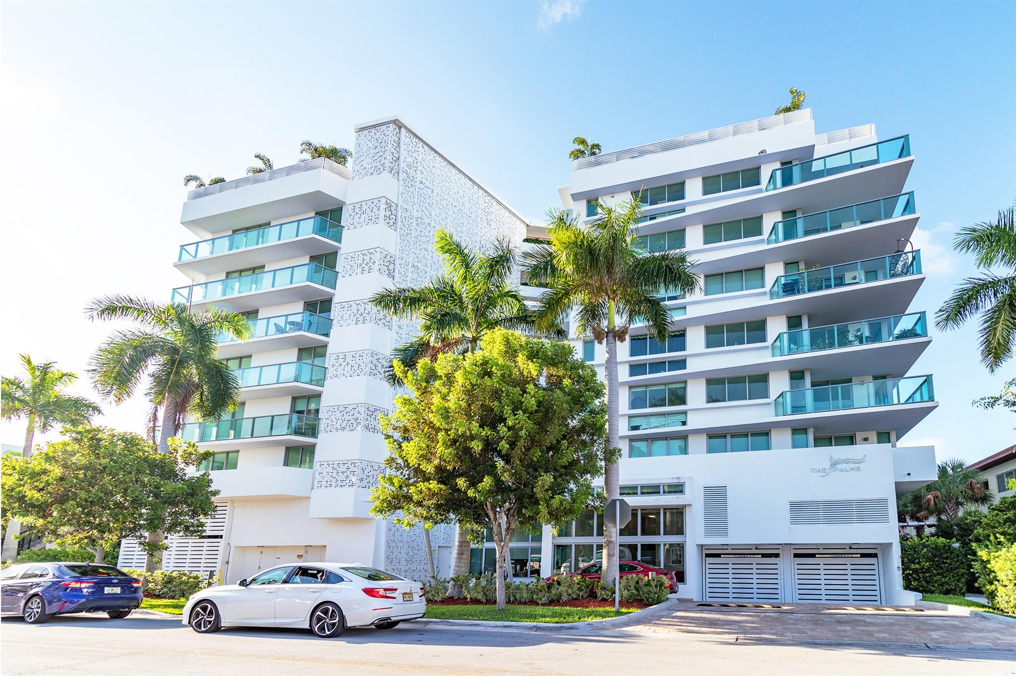 THE PALMS CONDO - Residential Lease