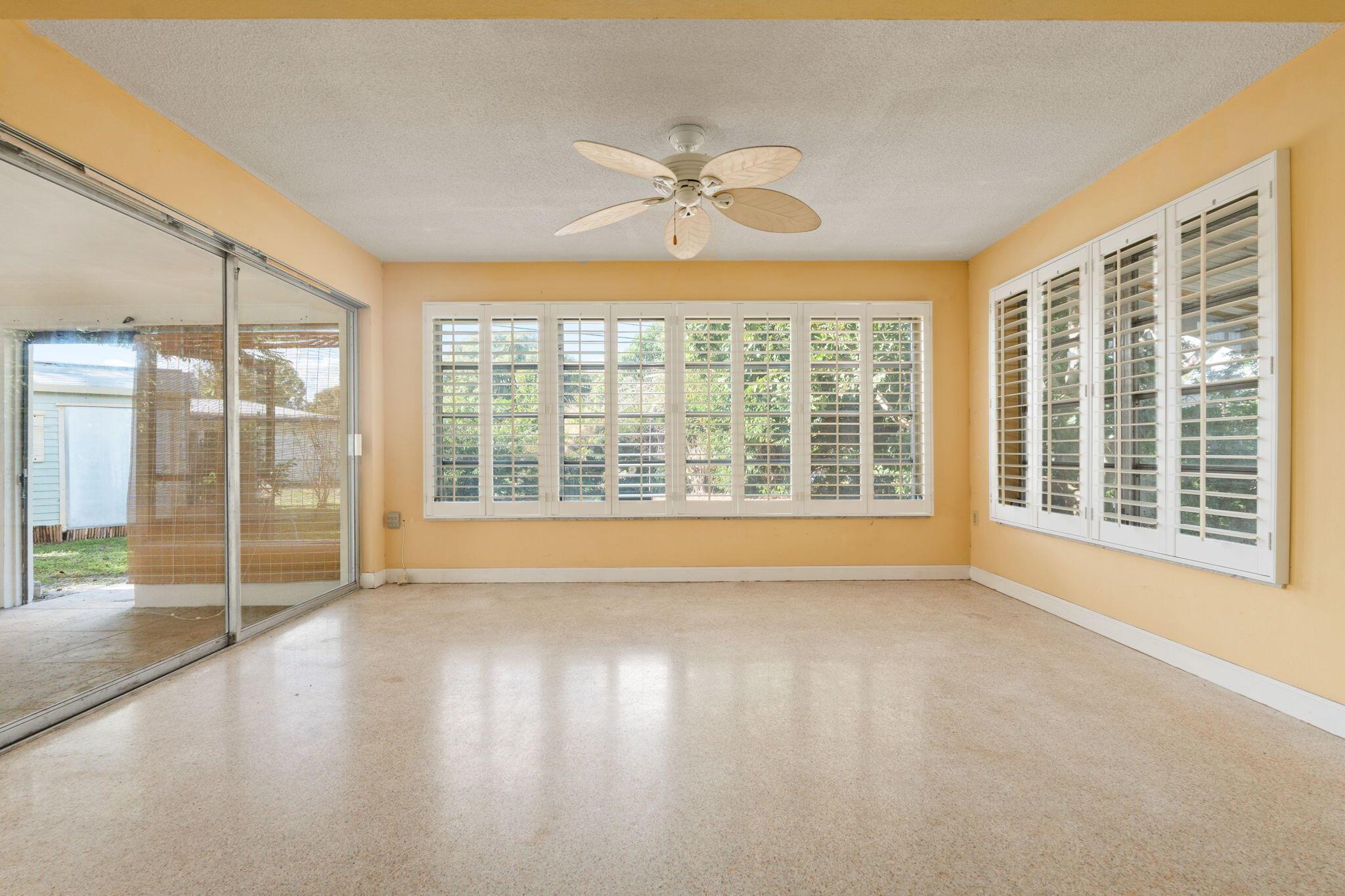 RIVER PARK UNIT 1 - Residential