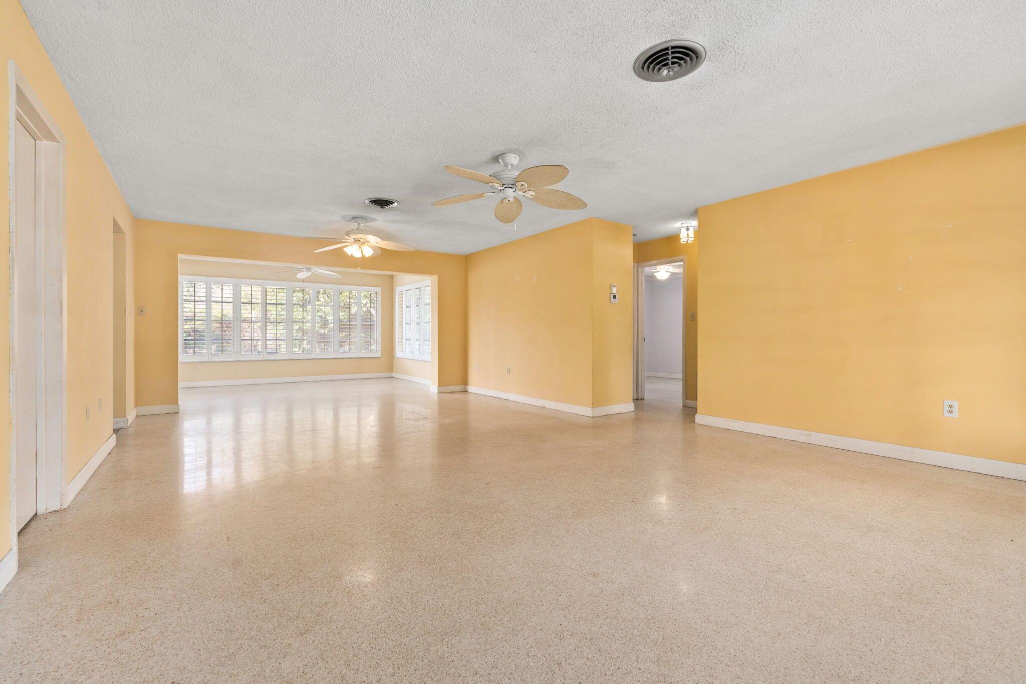 RIVER PARK UNIT 1 - Residential